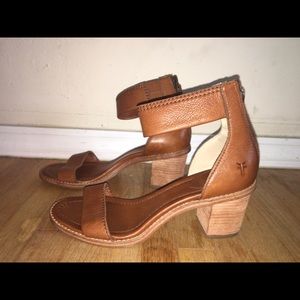 Frye Brielle Women Back Zip Sandal